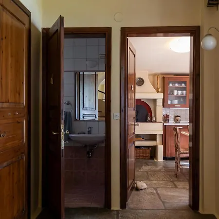 Holiday home Halkiddiki-kassandra-mola Kalyva Traditional House In Front Of The Sea