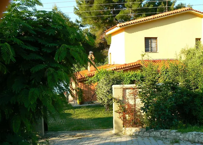 Tatil Evi Halkiddiki-kassandra-mola Kalyva Traditional House In Front Of The Sea *